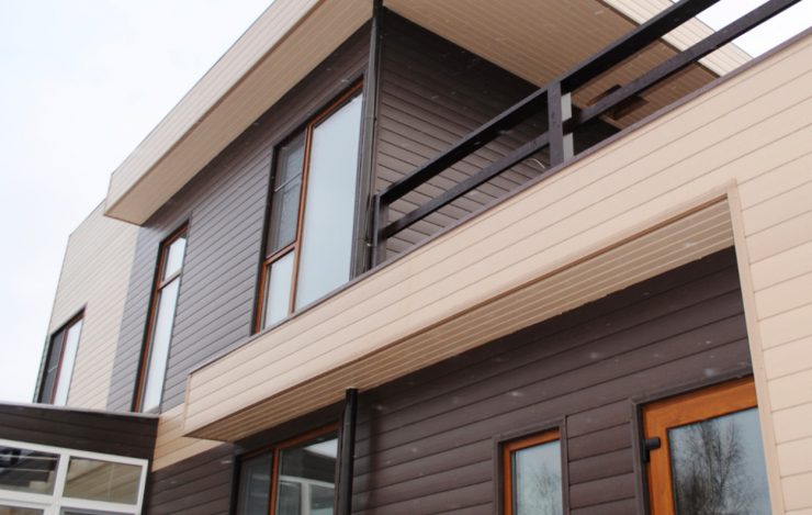 какой-сайдинг-лучше-для-обшивки-дома