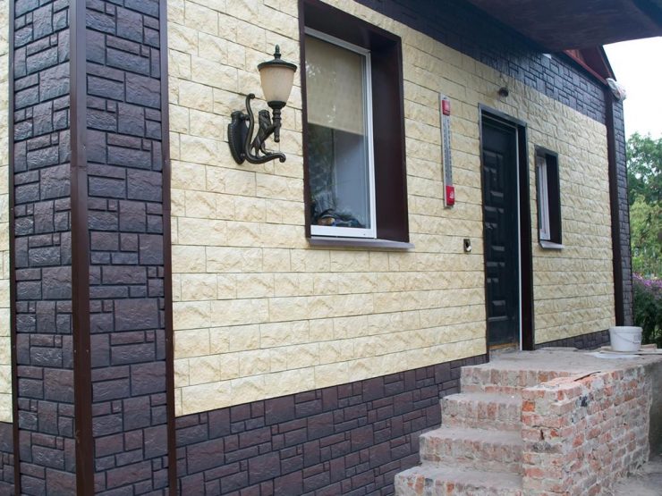 металлический уголок угол дома